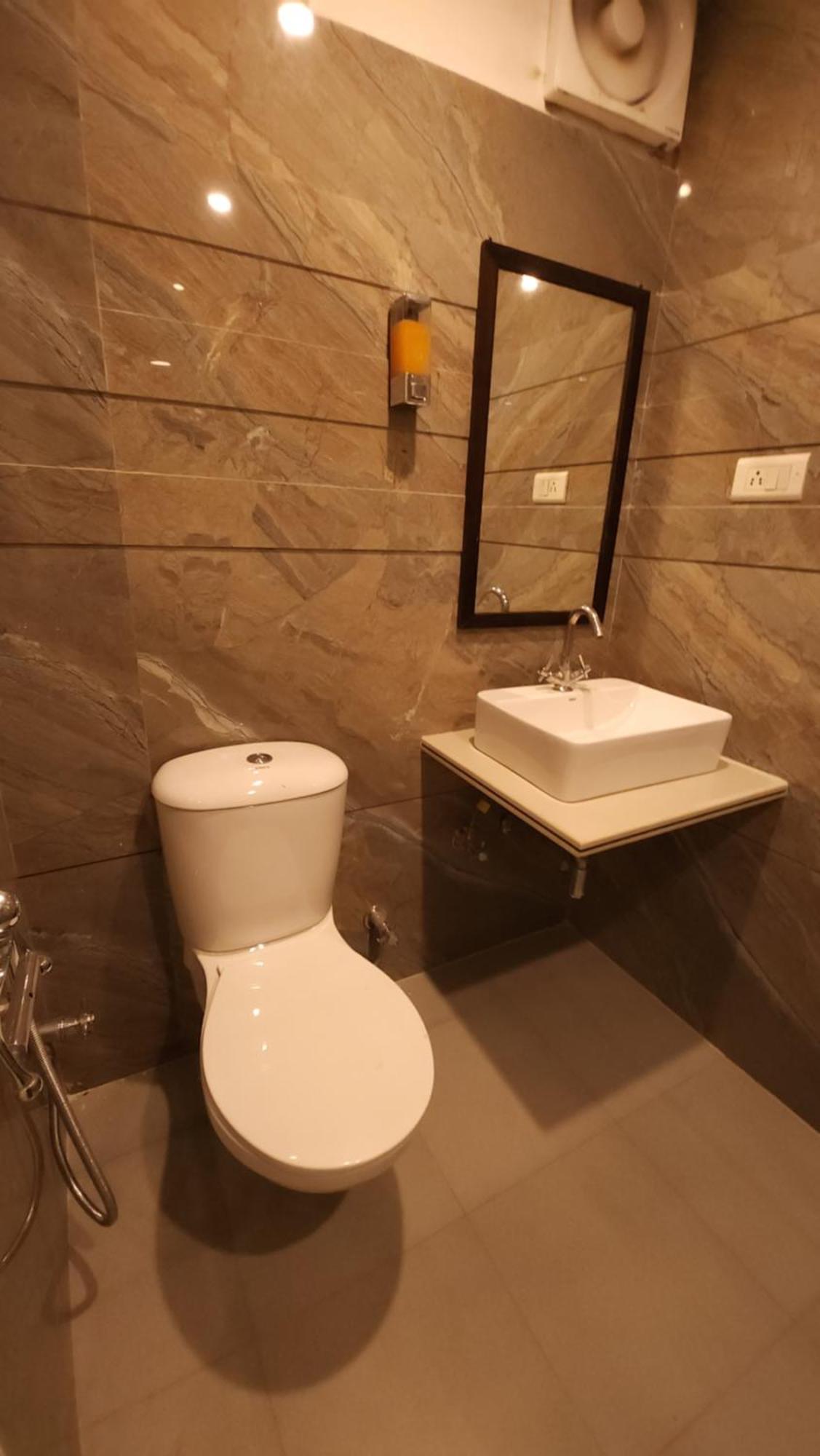 Hotel Multitech Premium Chandīgarh Eksteriør bilde